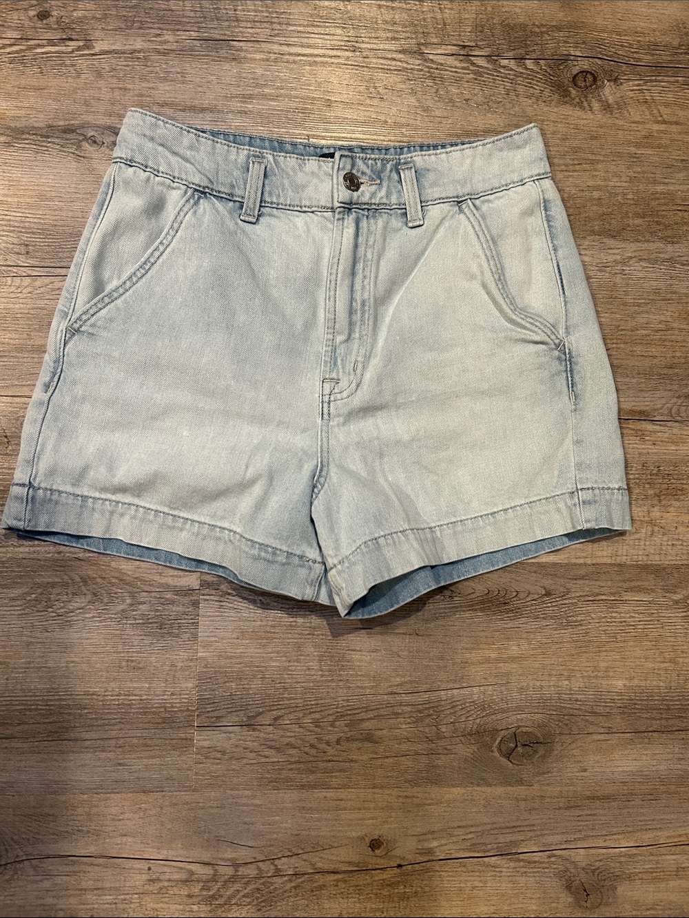 GAP Jean Shorts Size 6